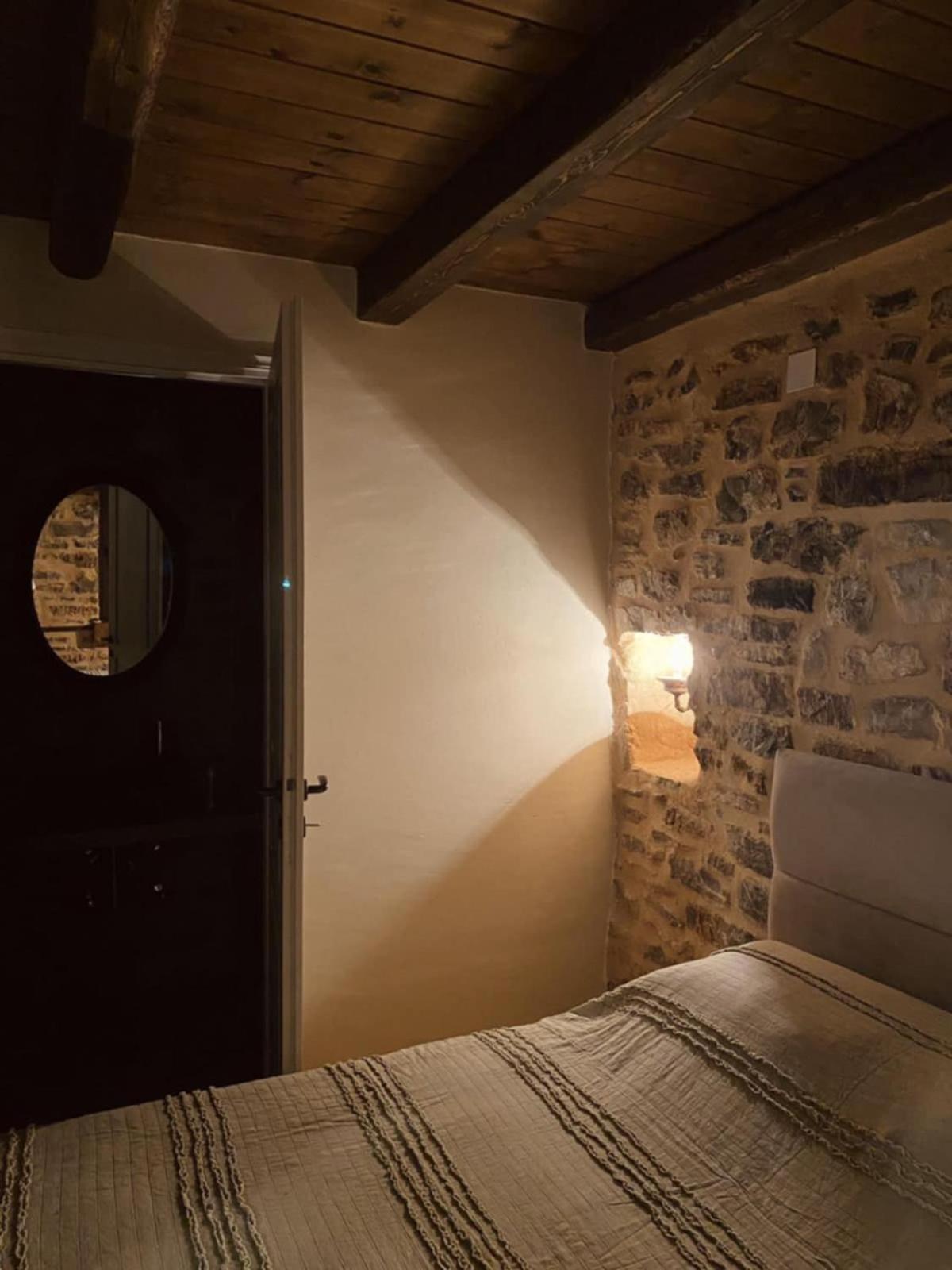 Guesthouse Amalia Kalesménon Eksteriør billede